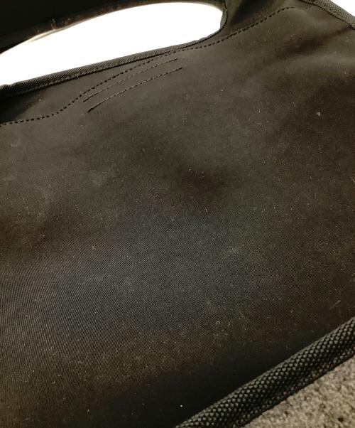 MIU MIU（ミュウミュウ）MIU MIU (ミュウミュウ) ショルダーバッグ グレー×ブラックの古着・服飾アイテム