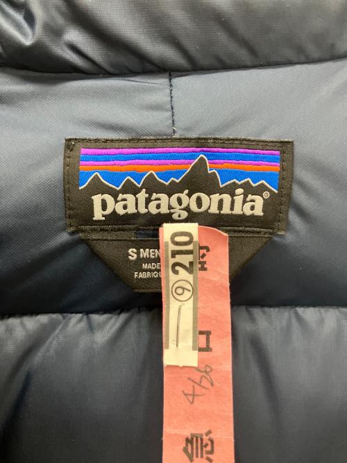 Patagonia（パタゴニア）Patagonia (パタゴニア) STY84902FA16　ダウンジャケット ブルー サイズ:Sの古着・服飾アイテム