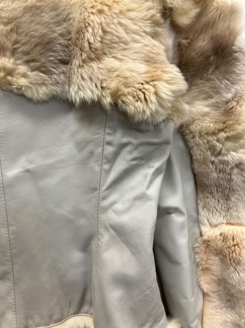 VERSACE（ヴェルサーチェ）VERSACE (ヴェルサーチェ) フェイクファーコート ブラウン サイズ:XSの古着・服飾アイテム