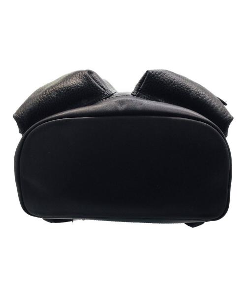 MCM（エムシーエム）MCM (エムシーエム) バックパック ブラックの古着・服飾アイテム