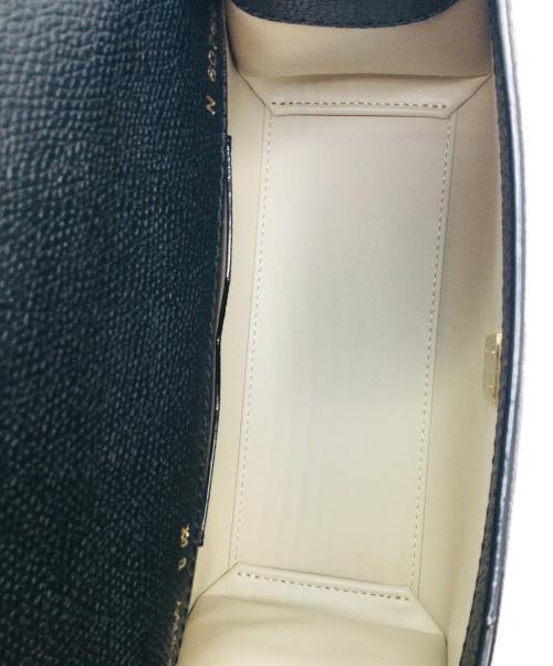 Valextra（ヴァレクストラ）Valextra (ヴァレクストラ) マイクロ イジィデ ブラックの古着・服飾アイテム