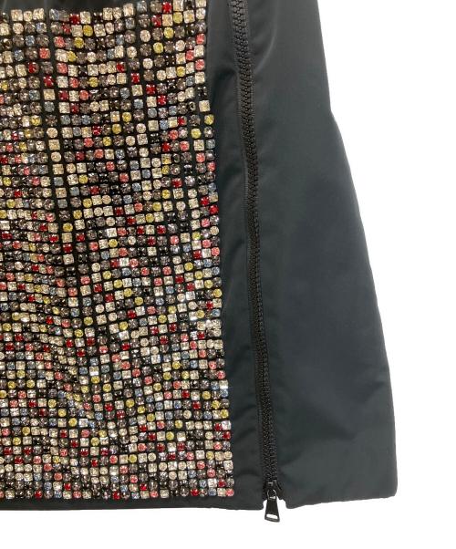 N°21（ヌメロヴェントゥーノ）N°21 (ヌメロヴェントゥーノ) 19SP-C064-5184　ストーン付きスカート ブラック サイズ:36の古着・服飾アイテム