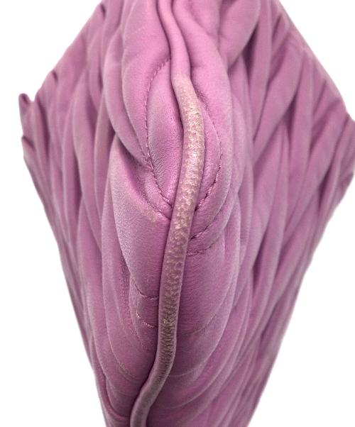 MIU MIU（ミュウミュウ）MIU MIU (ミュウミュウ) ハンドバッグ ピンク×ゴールドの古着・服飾アイテム