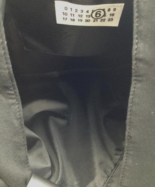 MM6 Maison Margiela（エムエムシックスメゾンマルジェラ）MM6 Maison Margiela (エムエムシックスメゾンマルジェラ) ハンドバッグ ブラック 未使用品の古着・服飾アイテム