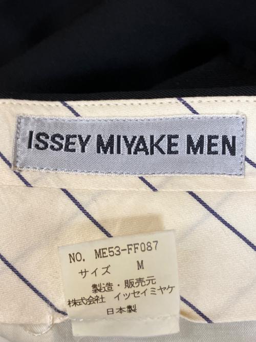 ISSEY MIYAKE（イッセイミヤケ）ISSEY MIYAKE (イッセイミヤケ) ME53-FF087　ウールスラックス ブラック サイズ:Mの古着・服飾アイテム