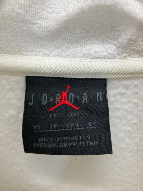 JORDAN BRAND（ジョーダン ブランド）JORDAN BRAND (ジョーダン ブランド) HV0327-133　フライト フリース ウィメンズ クォータージップ トップ ホワイト サイズ:XSの古着・服飾アイテム