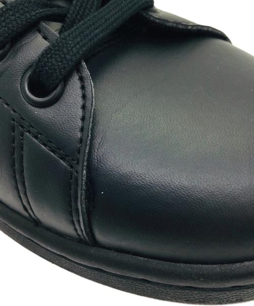 adidas（アディダス）adidas (アディダス) STANSMITH ブラック サイズ:US8、UK7 1/2、FR41 1/3、JP260、CHN255の古着・服飾アイテム