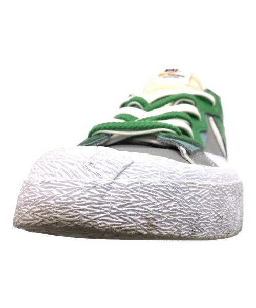 sacai（サカイ）sacai (サカイ) NIKE (ナイキ) Blazer Low ホワイト×グリーン サイズ:US10.5、UK9.5、EU44.5、CM28.5、BR42.5、CN285(2.5)の古着・服飾アイテム