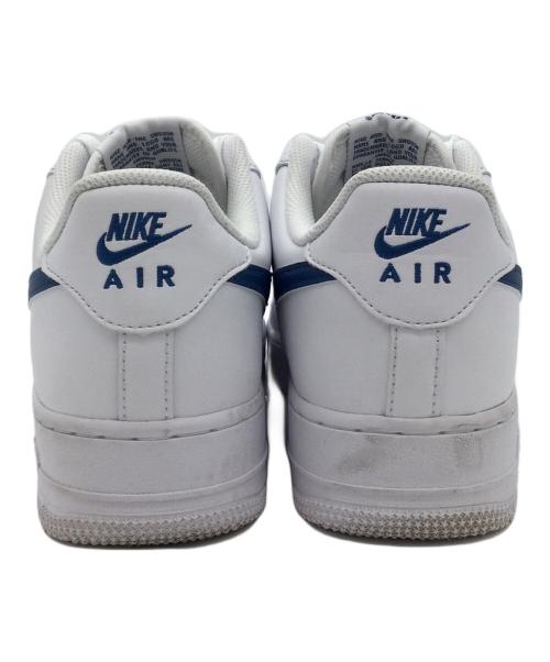 NIKE（ナイキ）NIKE (ナイキ) ローカットスニーカー ホワイト×ネイビー サイズ:US8、UK7、EUR41、cm26、BR39.5、CN260の古着・服飾アイテム