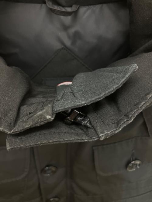 CANADA GOOSE（カナダグース）CANADA GOOSE (カナダグース) 2301JM R ダウンジャケット ブラック サイズ:Lの古着・服飾アイテム