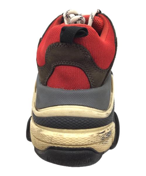 BALENCIAGA（バレンシアガ）BALENCIAGA (バレンシアガ) Triple S レッド×ブラウン サイズ:UK6、EUR40、USA7、JP26.5の古着・服飾アイテム