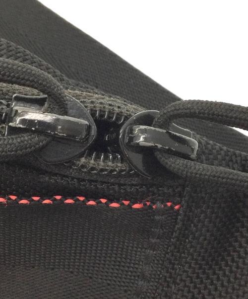 BRIEFING（ブリーフィング）BRIEFING (ブリーフィング) ボディバッグ ブラックの古着・服飾アイテム