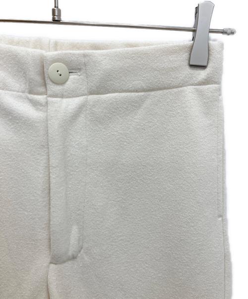 FRAMeWORK（フレームワーク）FRAMeWORK (フレームワーク) フレアパンツ ホワイト サイズ:38の古着・服飾アイテム