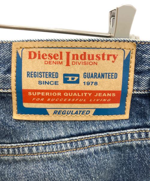DIESEL（ディーゼル）DIESEL (ディーゼル) デニムパンツ インディゴ サイズ:W30×L30の古着・服飾アイテム