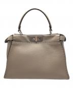 FENDIフェンディ）の古着「セレリア ピーカブー ミディアム」｜グレー