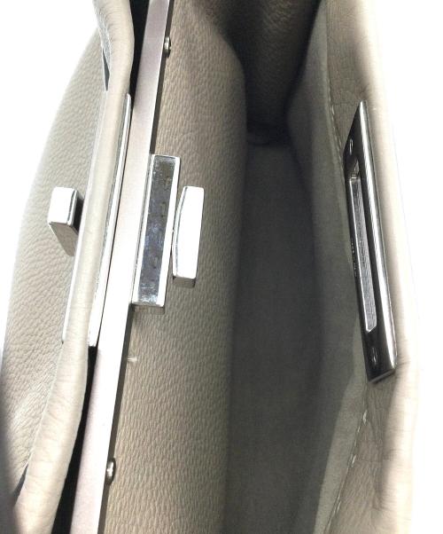 FENDI（フェンディ）FENDI (フェンディ) セレリア ピーカブー ミディアム グレーの古着・服飾アイテム