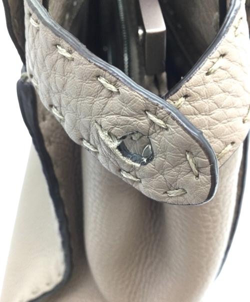 FENDI（フェンディ）FENDI (フェンディ) セレリア ピーカブー ミディアム グレーの古着・服飾アイテム