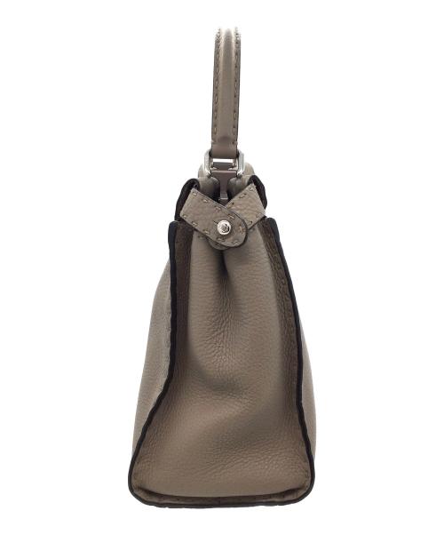 FENDI（フェンディ）FENDI (フェンディ) セレリア ピーカブー ミディアム グレーの古着・服飾アイテム