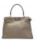 FENDI (フェンディ) セレリア ピーカブー ミディアム グレー：180000円