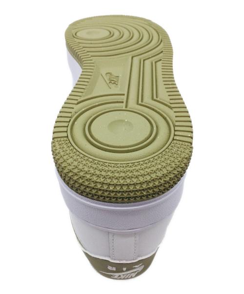 NIKE（ナイキ）NIKE (ナイキ) AIR FORCE 1 '07 ホワイト×グリーン サイズ:US10、UK9、EUR44、cm28、BR42、CN280(2.5)　の古着・服飾アイテム