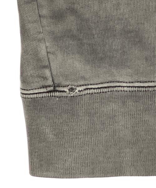 SUPREME（シュプリーム）SUPREME (シュプリーム) クルーネックスウェット グレー サイズ:Lの古着・服飾アイテム