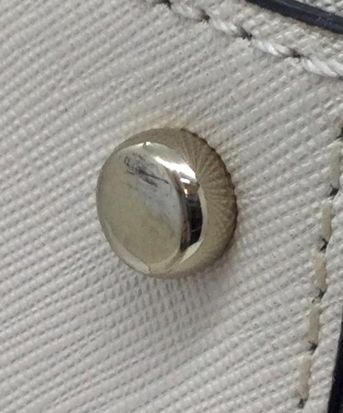 Kate Spade（ケイトスペード）Kate Spade (ケイトスペード) 2WAYバッグ ホワイトの古着・服飾アイテム