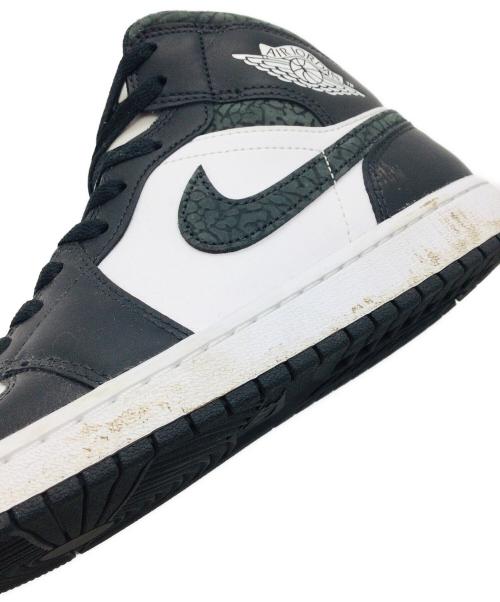 NIKE（ナイキ）NIKE (ナイキ) Air Jordan 1 Mid ブラック×ホワイト サイズ:US9、UK8、EUR42.5、cm27、BR40.5、CN270(2.5)の古着・服飾アイテム