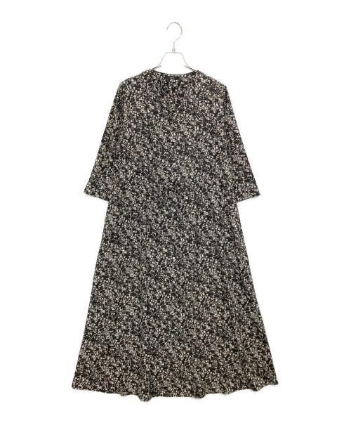 URBAN RESEARCH ROSSO（アーバンリサーチロッソ）URBAN RESEARCH ROSSO (アーバンリサーチロッソ) RA05-26K006　長袖ワンピース ブラック×ホワイト サイズ:Freeの古着・服飾アイテム