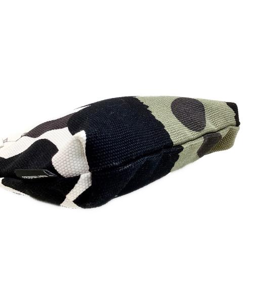 marimekko（マリメッコ）marimekko (マリメッコ) がま口バッグ ホワイト×ブラック 未使用品の古着・服飾アイテム
