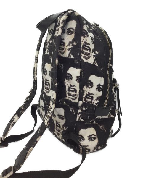 MARC JACOBS（マークジェイコブス）MARC JACOBS (マークジェイコブス) リュック ホワイト×ブラックの古着・服飾アイテム