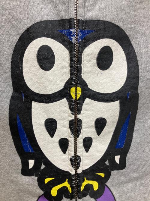 BABY MiLO（ベビーマイロ）BABY MiLO (ベビーマイロ) KAWS (カウズ) ジップパーカー グレー サイズ:Lの古着・服飾アイテム