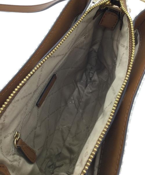 MICHAEL KORS（マイケルコース）MICHAEL KORS (マイケルコース) ショルダーバッグ グレー×ブラウンの古着・服飾アイテム