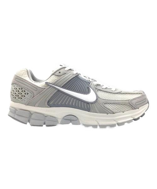 NIKE（ナイキ）NIKE (ナイキ) ZOOM VOMERO5 グレー サイズ:US11、UK8.5、EUR43、cm28、BR41、CN280(2.5)の古着・服飾アイテム