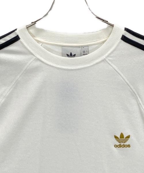 adidas（アディダス）adidas (アディダス) JX8978　半袖カットソー ホワイト サイズ:2XLの古着・服飾アイテム