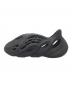 adidas (アディダス) YEEZY Foam Runner 