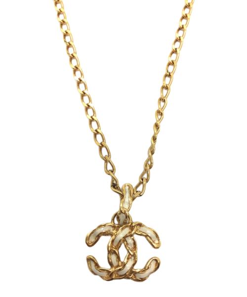 CHANEL（シャネル）CHANEL (シャネル) ココマークネックレス ゴールド×ホワイトの古着・服飾アイテム