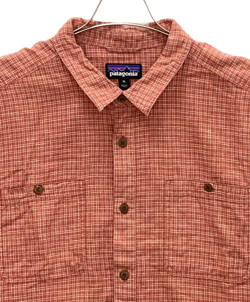 Patagonia（パタゴニア）Patagonia (パタゴニア) 53139SP20　半袖シャツ レッド×ホワイト サイズ:XLの古着・服飾アイテム