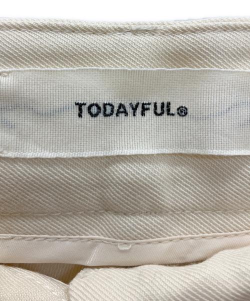TODAYFUL（トゥデイフル）TODAYFUL (トゥデイフル) 12410707 タックパンツ アイボリー サイズ:38の古着・服飾アイテム