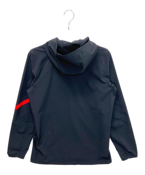 UNDER ARMOUR（アンダーアーマー）UNDER ARMOUR (アンダーアーマー) 6015051　トレーニングウェア ブラック×レッド サイズ:Mの古着・服飾アイテム