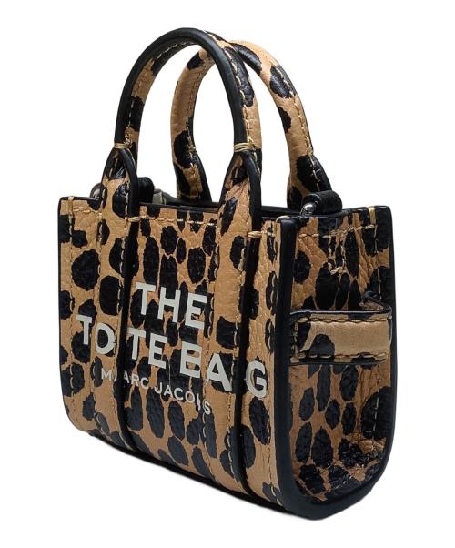 MARC JACOBS（マークジェイコブス）MARC JACOBS (マークジェイコブス) THE LEATHER NANO TOTE CHARM ブラウン×ブラックの古着・服飾アイテム