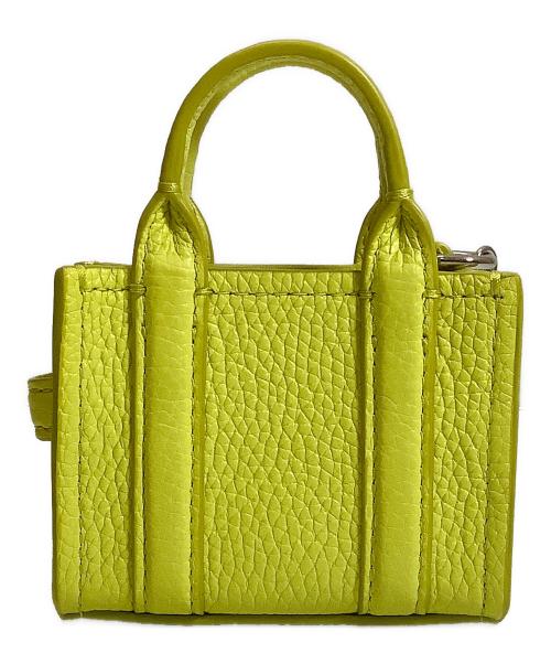 MARC JACOBS（マークジェイコブス）MARC JACOBS (マークジェイコブス) THE LEATHER NANO TOTE CHARM ライトグリーンの古着・服飾アイテム