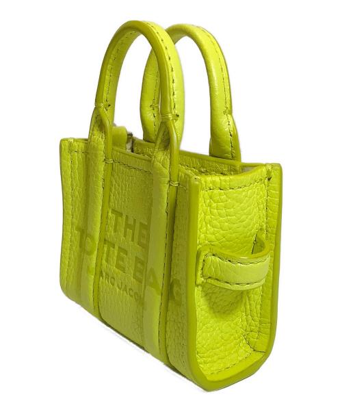 MARC JACOBS（マークジェイコブス）MARC JACOBS (マークジェイコブス) THE LEATHER NANO TOTE CHARM ライトグリーンの古着・服飾アイテム