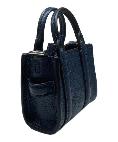 MARC JACOBS（マークジェイコブス）MARC JACOBS (マークジェイコブス) THE LEATHER NANO TOTE CHARM ネイビーの古着・服飾アイテム