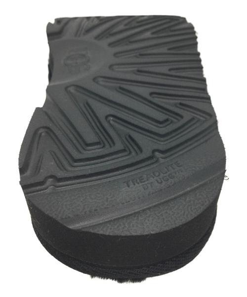 UGG（アグ）UGG (アグ) K FLUFF YEAH CLOG ブラック×ホワイト サイズ:USA2、UK1、EU33.5、JAPAN21の古着・服飾アイテム