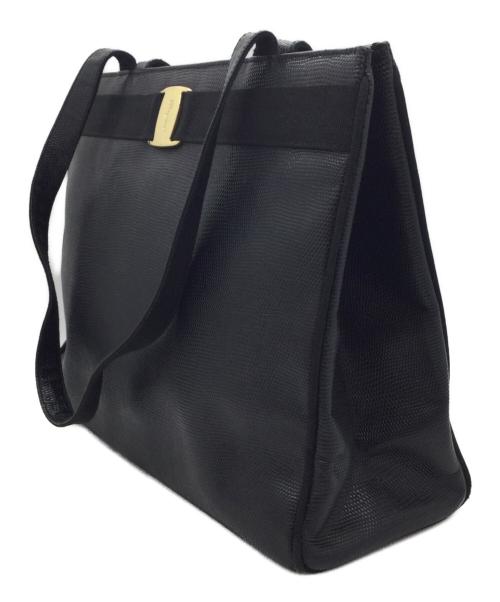 Salvatore Ferragamo（サルヴァトーレ フェラガモ）Salvatore Ferragamo (サルヴァトーレ フェラガモ) 型押しトートバッグ ブラック×ゴールドの古着・服飾アイテム