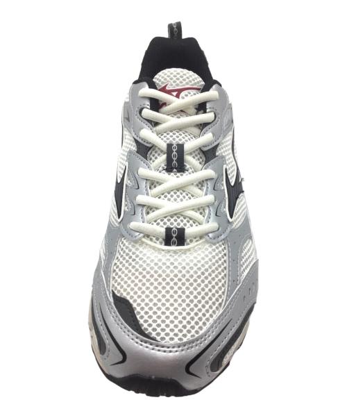 MIZUNO（ミズノ）MIZUNO (ミズノ) MXR シルバー サイズ:US7.5、UK6.5、EURO40、BRA39、JP25.5の古着・服飾アイテム