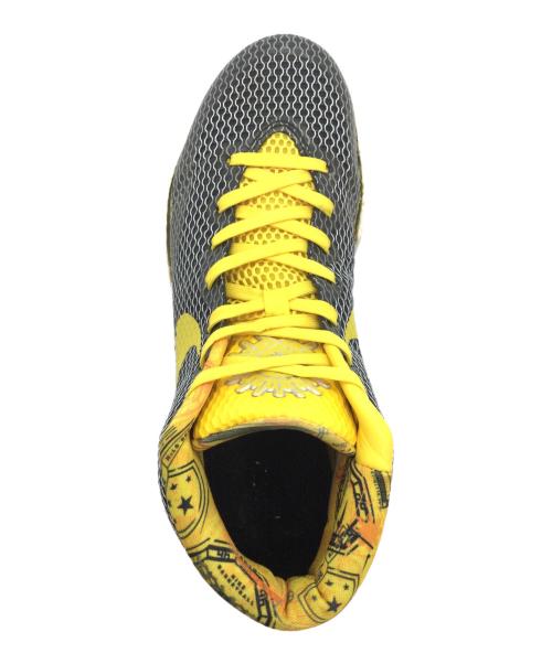 NIKE（ナイキ）NIKE (ナイキ) KYRIE 1 LMTD イエロー×ブラック サイズ:US9、UK8、EUR42.5、cm27の古着・服飾アイテム