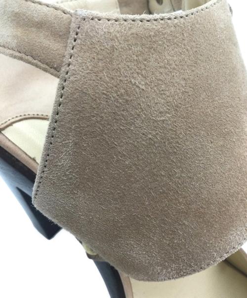 JIMMY CHOO（ジミーチュウ）JIMMY CHOO (ジミーチュウ) プラットフォームサンダル ベージュ サイズ:38の古着・服飾アイテム