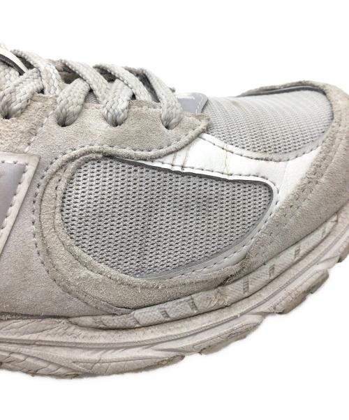 NEW BALANCE（ニューバランス）NEW BALANCE (ニューバランス) U2002RGR ホワイト サイズ:US7、UK6.5、EU40、JPN25の古着・服飾アイテム