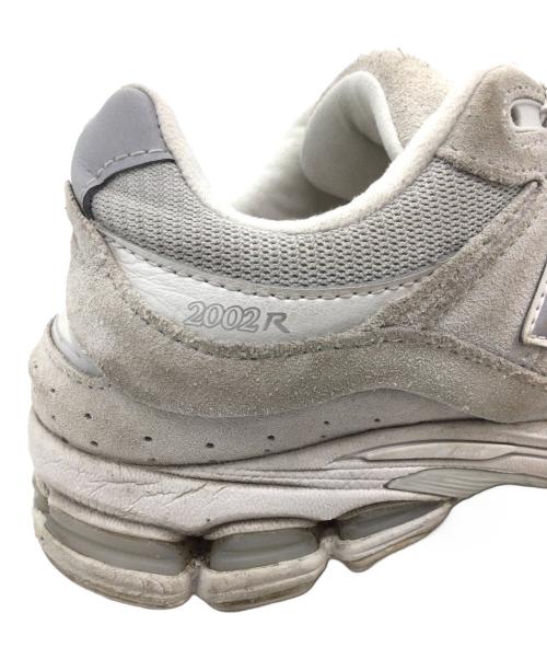 NEW BALANCE（ニューバランス）NEW BALANCE (ニューバランス) U2002RGR ホワイト サイズ:US7、UK6.5、EU40、JPN25の古着・服飾アイテム